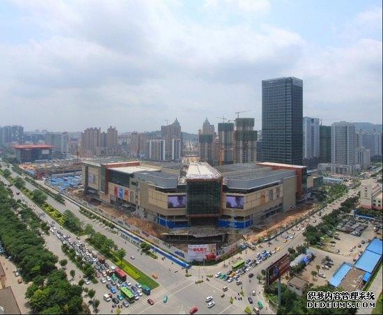 南宁万象城开业21万人次体验 30%品牌首亮相广西